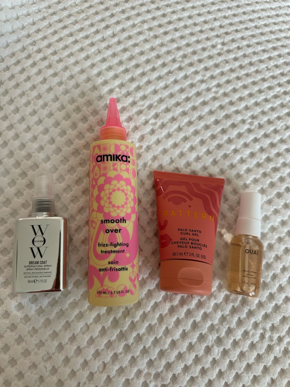 Amika Smooth Over Frizz + WOW Dream Coat + Pattern Paulo Santo + Ouai Bundle